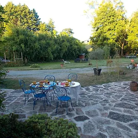 La Petite Vallee Bed & Breakfast